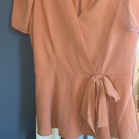 Peach Blouse - Picture 3 of 3